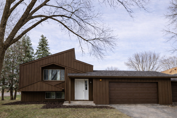312 Cedar Ln, Montevideo, MN 56265