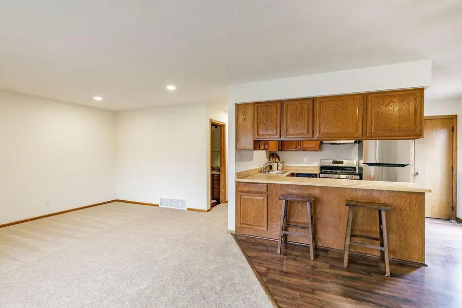 312 Cedar Ln, Montevideo, MN 56265 - #3