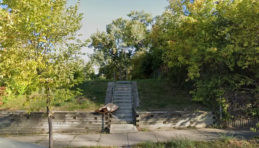 1426 Barnes Place, Minneapolis, MN 55411 - #2