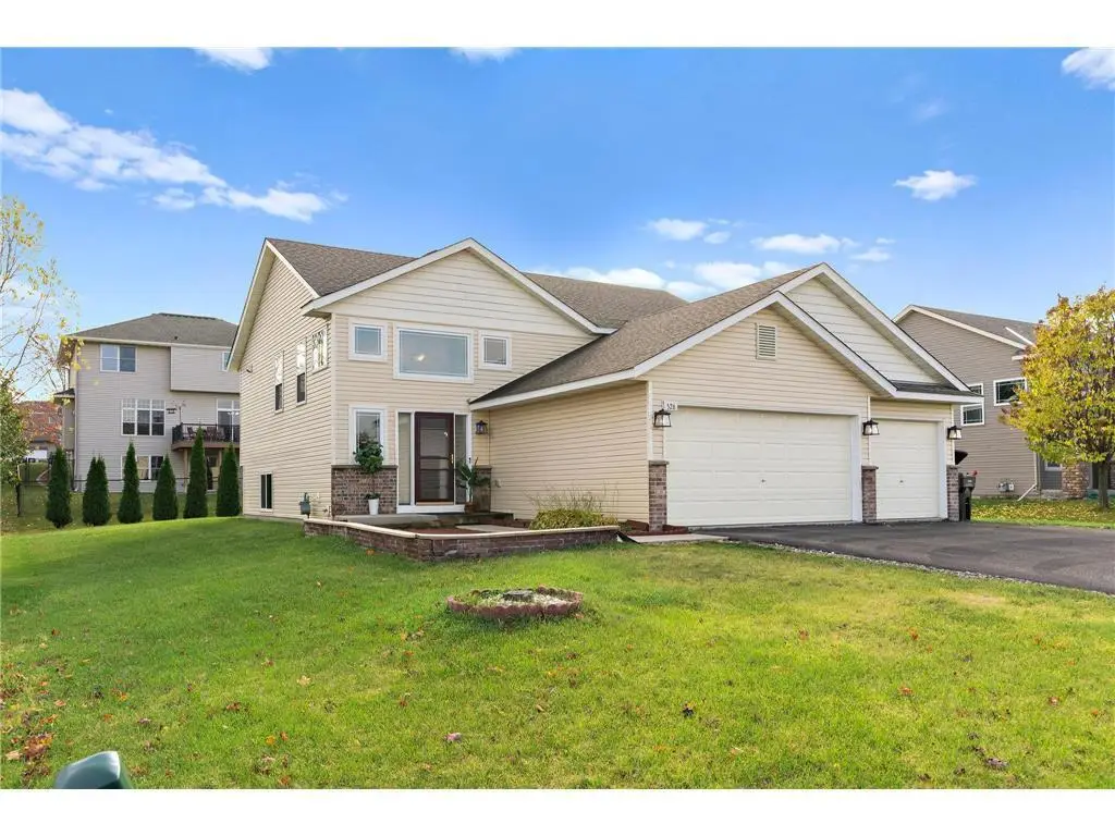 526 Hackney Avenue, Shakopee, MN 55379 - #1