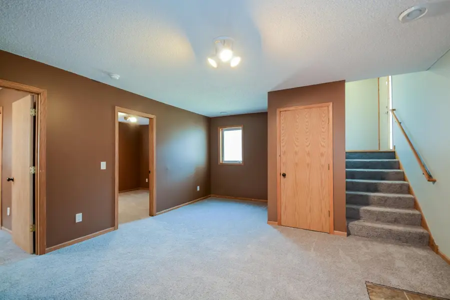 1909 Lachman Avenue Ne, Saint Michael, MN 55376 - #3