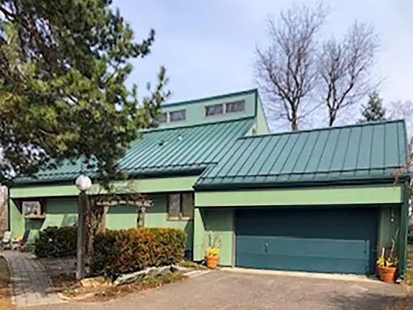 2468 Hamline Avenue N, Roseville, MN 55113