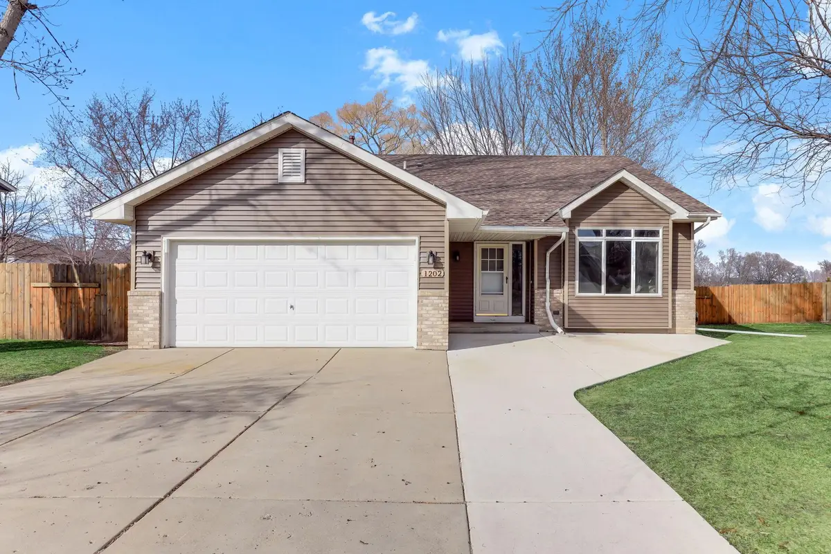 1202 Hawthorn Avenue, Buffalo, MN 55313 - #1