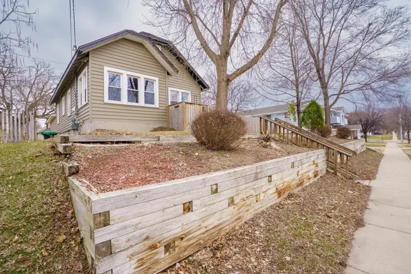 614 8th Avenue N, Saint Cloud, MN 56303