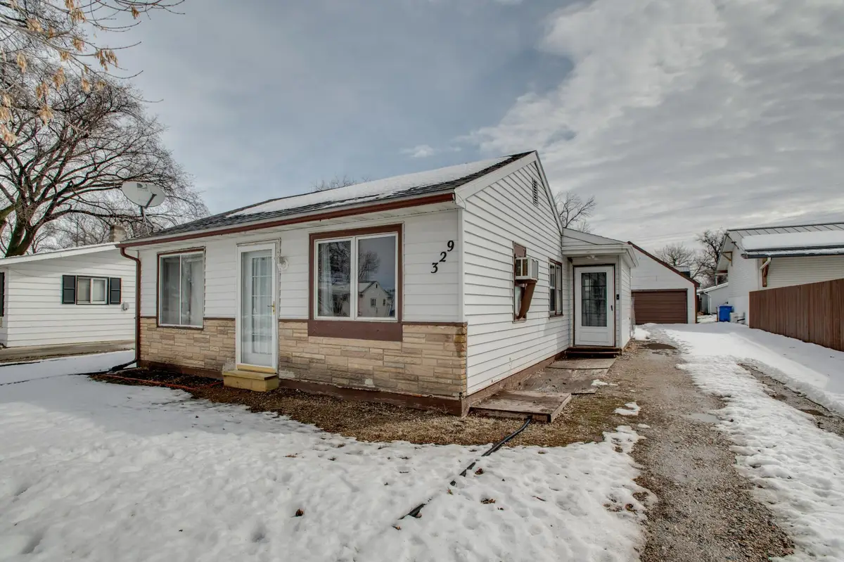 329 21st Street N, Fargo, ND 58102 - #1