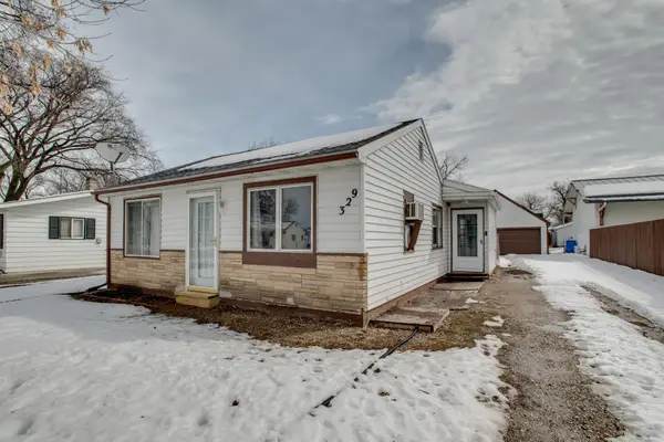 329 21st Street N, Fargo, ND 58102