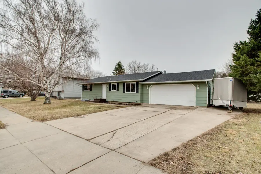 649 7th Avenue E, West Fargo, ND 58078 - #2