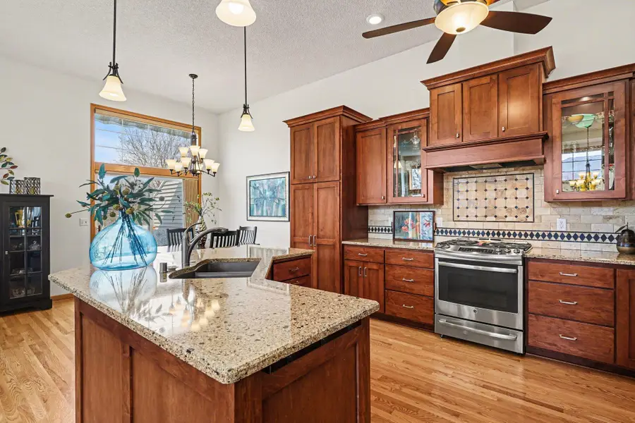 15636 Chasewood Court, Rosemount, MN 55068 - #3
