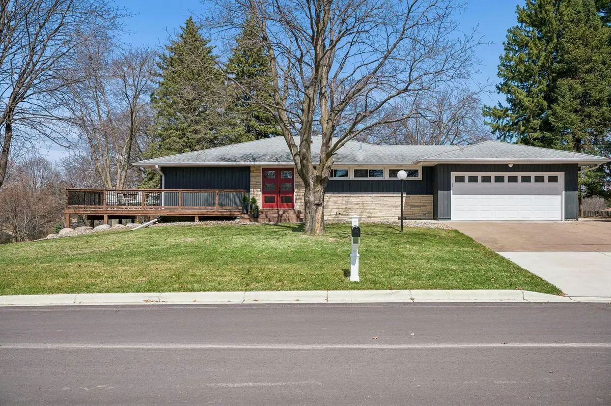 1964 Sky High Drive, New Brighton, MN 55112 - #1