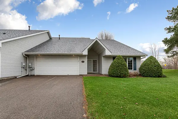 1517 Waters Edge Circle, Northfield, MN 55057