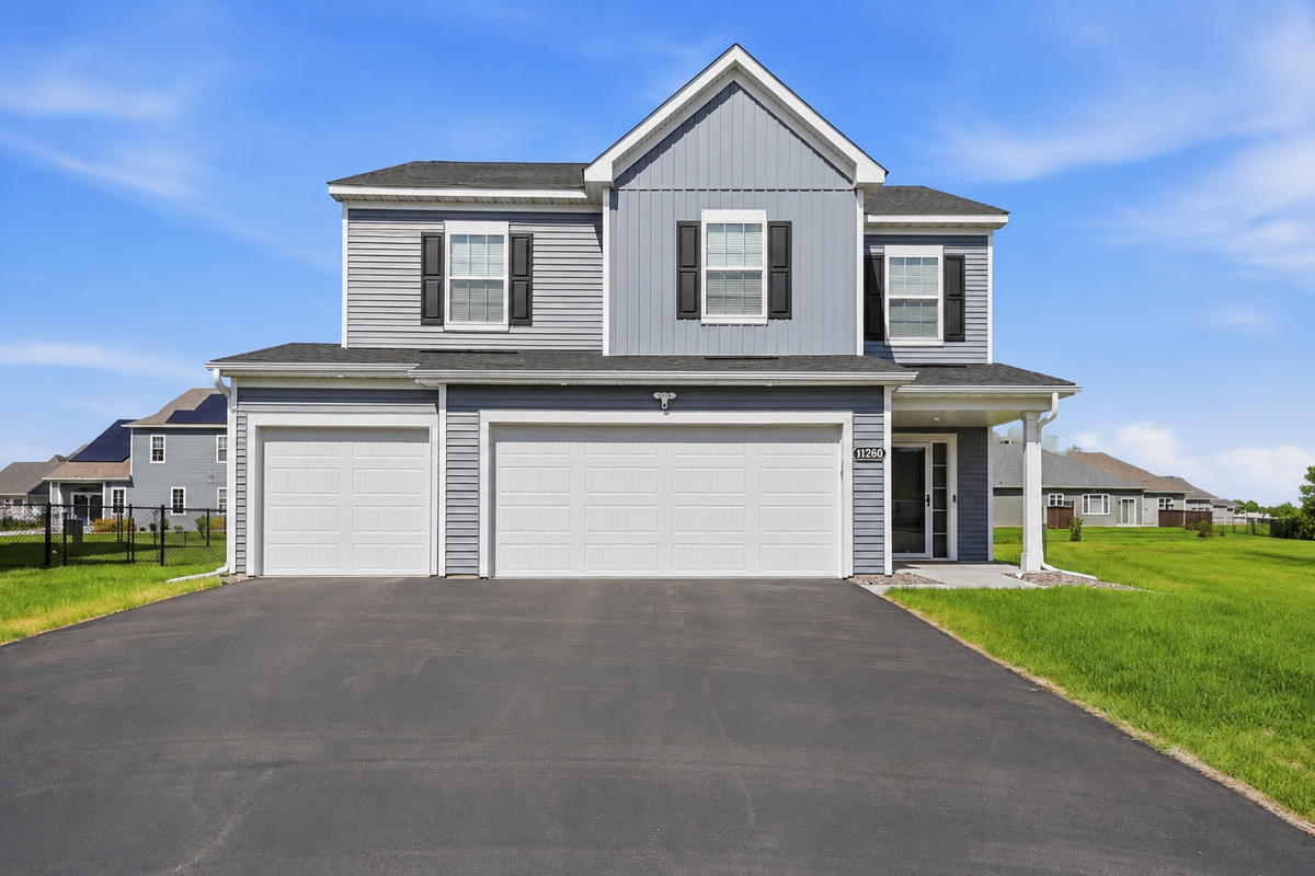 11260 Pierce Place Ne, Blaine, MN 55434 - #1