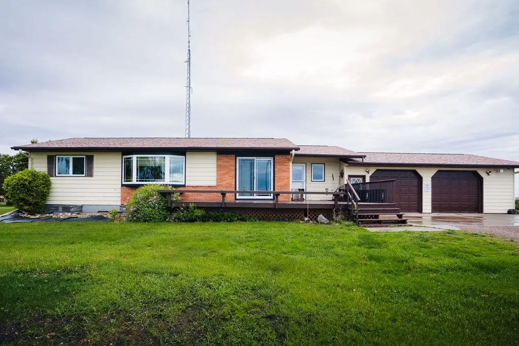 3853 91st Avenue Se, Jamestown, ND 58401 - #1
