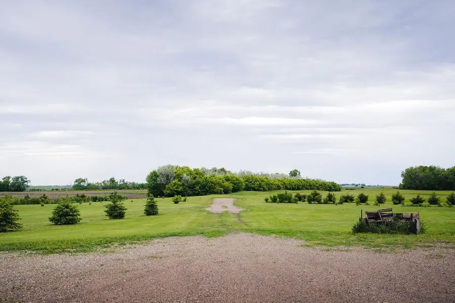 3853 91st Avenue Se, Jamestown, ND 58401 - #3