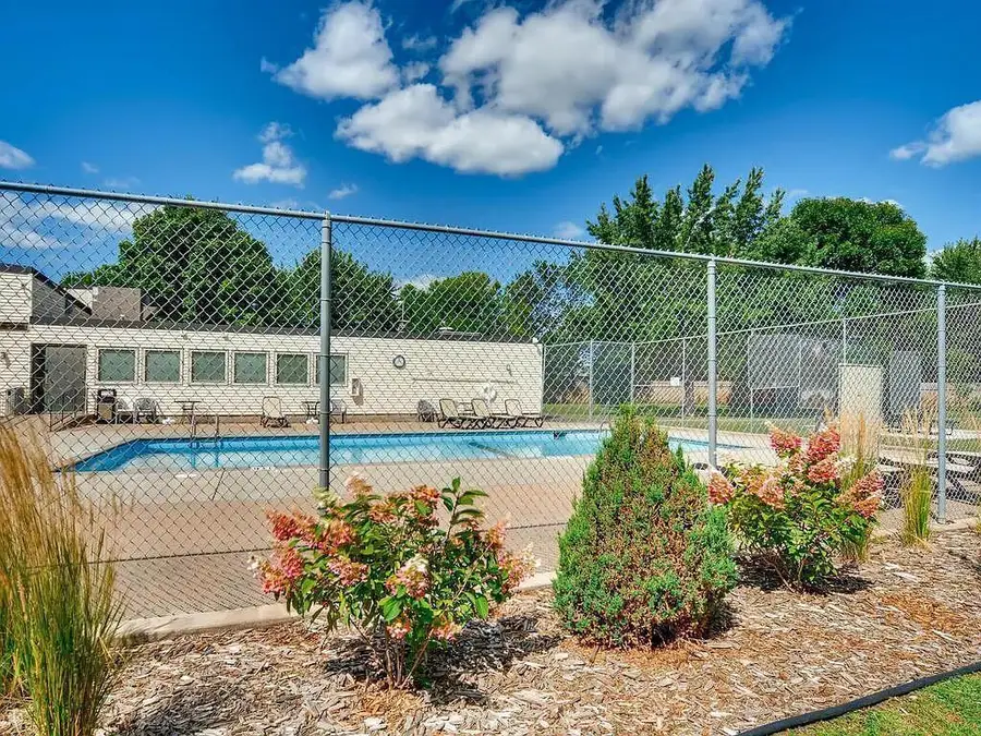 7332 72nd Lane N, Brooklyn Park, MN 55428 - #2