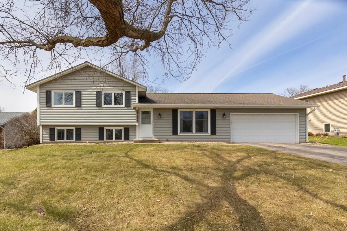 8656 Ivywood Avenue S, Cottage Grove, MN 55016 - #1