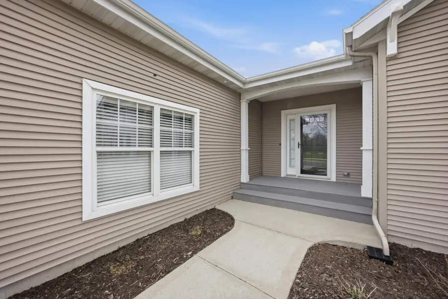 613 13th Avenue N, Moorhead, MN 56560 - #3