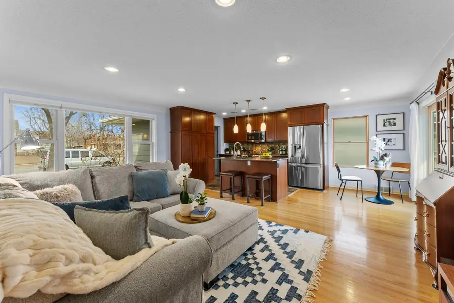 2709 W 60th Street, Minneapolis, MN 55410 - #2