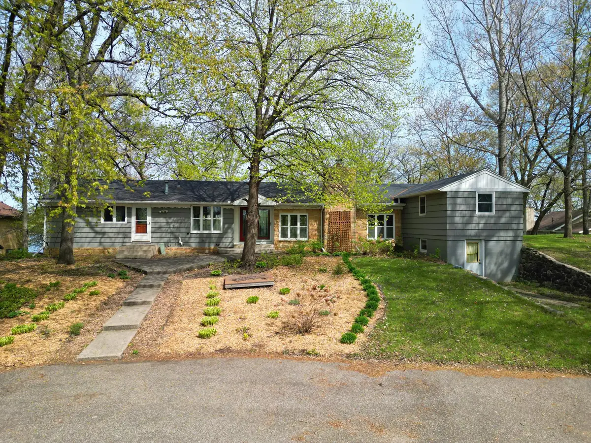 7043 Highway 71 Ne, Willmar, MN 56201 - #1