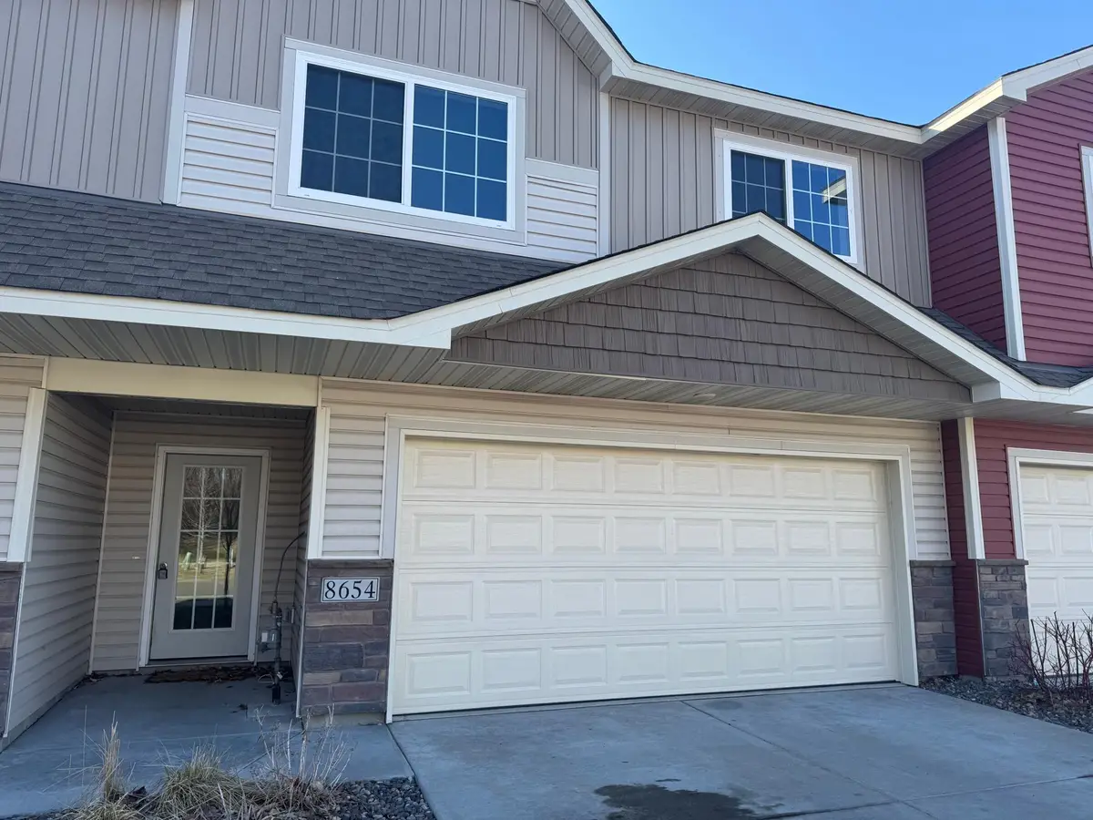8654 Gateway Circle, Monticello, MN 55362 - #1