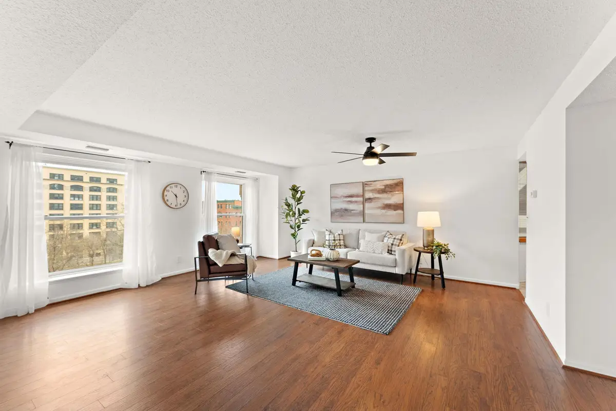 198 6th Street E #501, Saint Paul, MN 55101 - #1