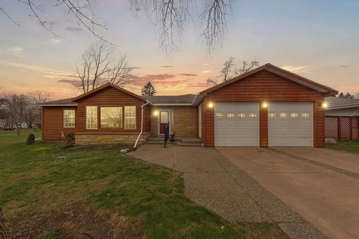 129 N Morningside Drive, Le Sueur, MN 56058 - #1