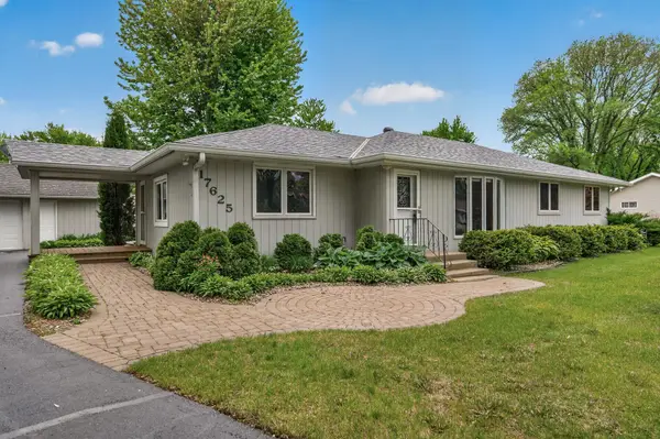 17625 13th Avenue N, Plymouth, MN 55447
