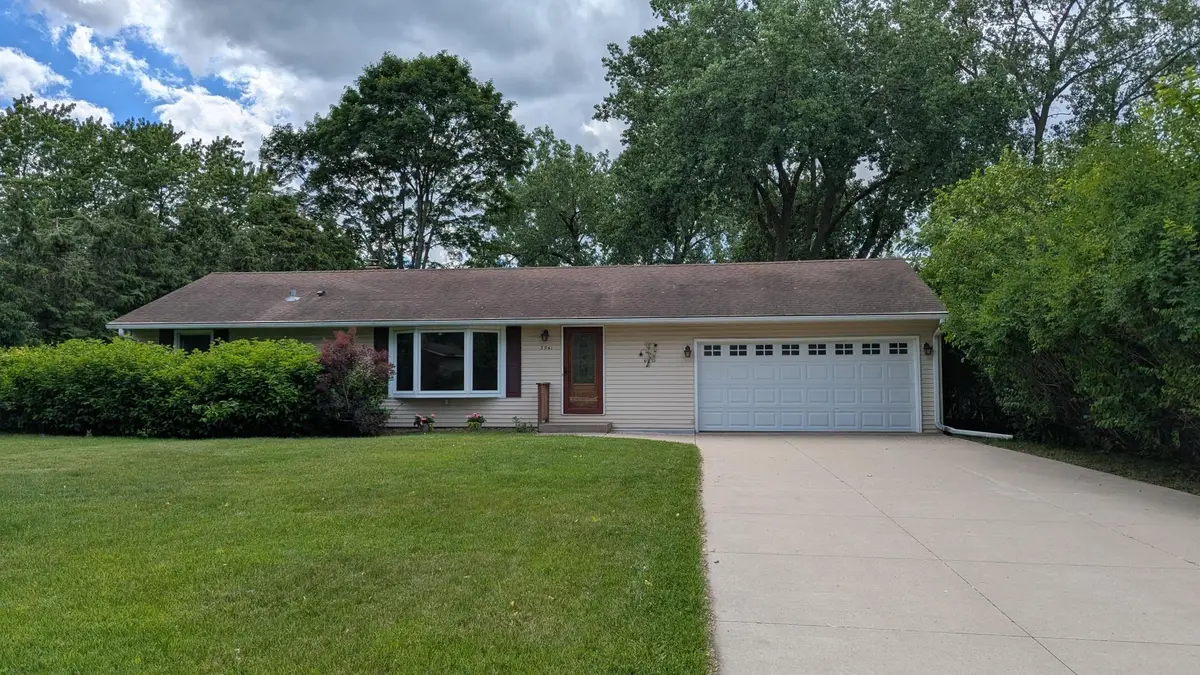 3941 Portland Avenue, Saint Paul, MN 55110 - #1