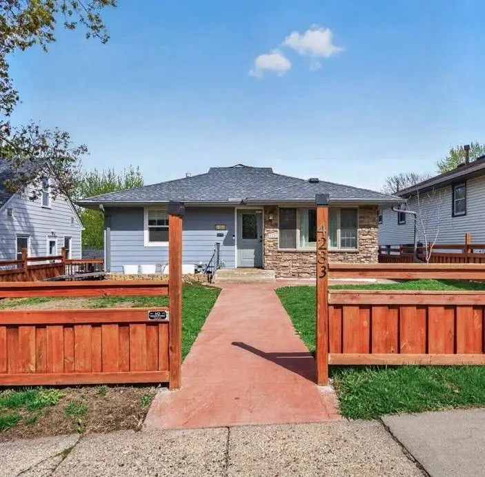 4233 Quincy Street Ne, Columbia Heights, MN 55421 - #2