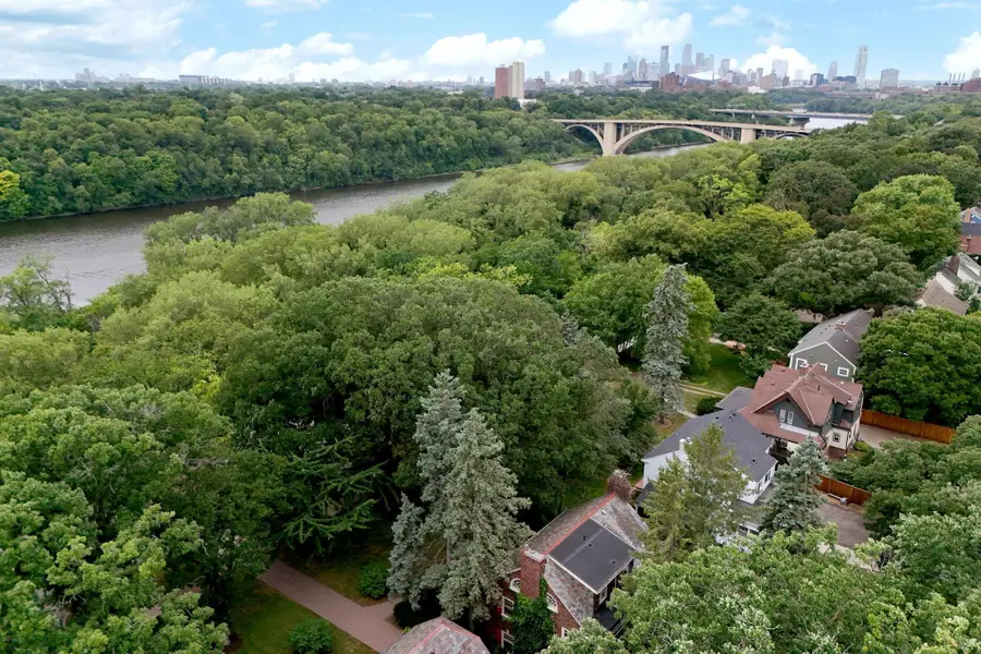1615 E River Parkway, Minneapolis, MN 55414 - #2