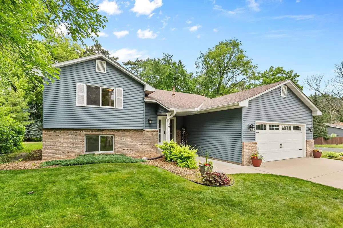 4911 106th Avenue Ne, Circle Pines, MN 55014 - #1