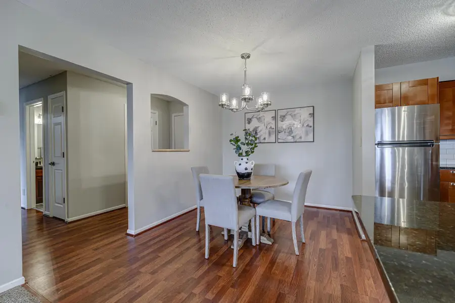 2200 Nevada Avenue S #302, Saint Louis Park, MN 55426 - #2