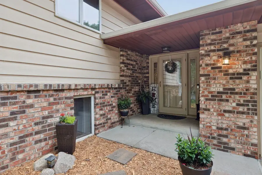 1916 Evergreen Echo, Woodbury, MN 55125 - #2