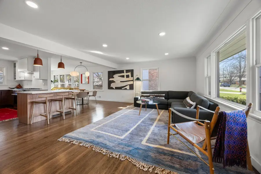 2809 Townview Avenue Ne, Saint Anthony, MN 55418 - #2