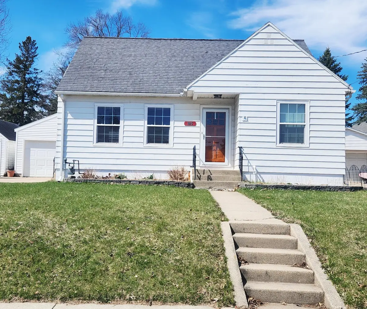 1015 8th Avenue Nw, Rochester, MN 55901 - #1