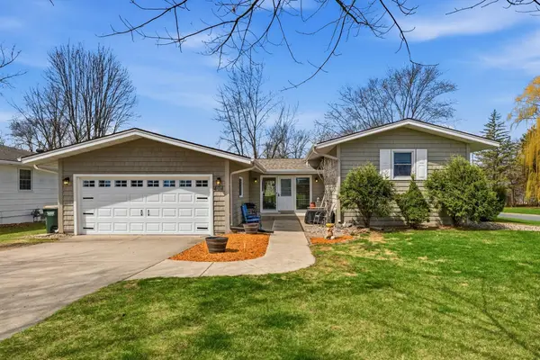 404 Larson Street Sw, Hutchinson, MN 55350