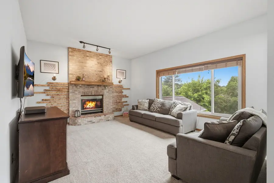 20933 Jamestown Avenue, Lakeville, MN 55044 - #3
