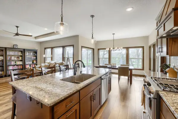 20883 Peony Lane, Rogers, MN 55374