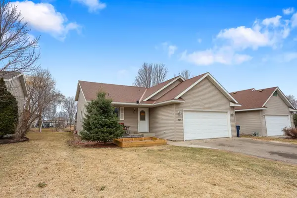 1587 Peach Drive Ne, Sauk Rapids, MN 56379
