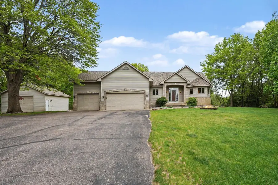 3180 185th Lane Ne, East Bethel, MN 55092 - #2