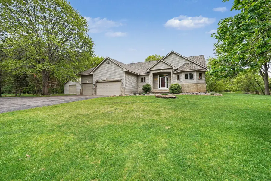 3180 185th Lane Ne, East Bethel, MN 55092 - #3