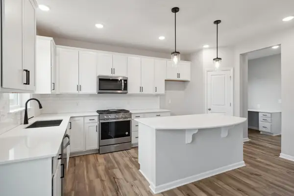 6145 Goodview Avenue S, Cottage Grove, MN 55016