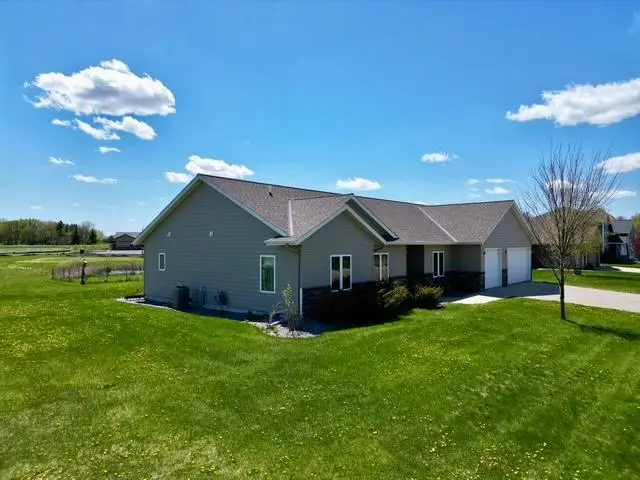 906 Sunrise Boulevard, Redwood Falls, MN 56283 - #2