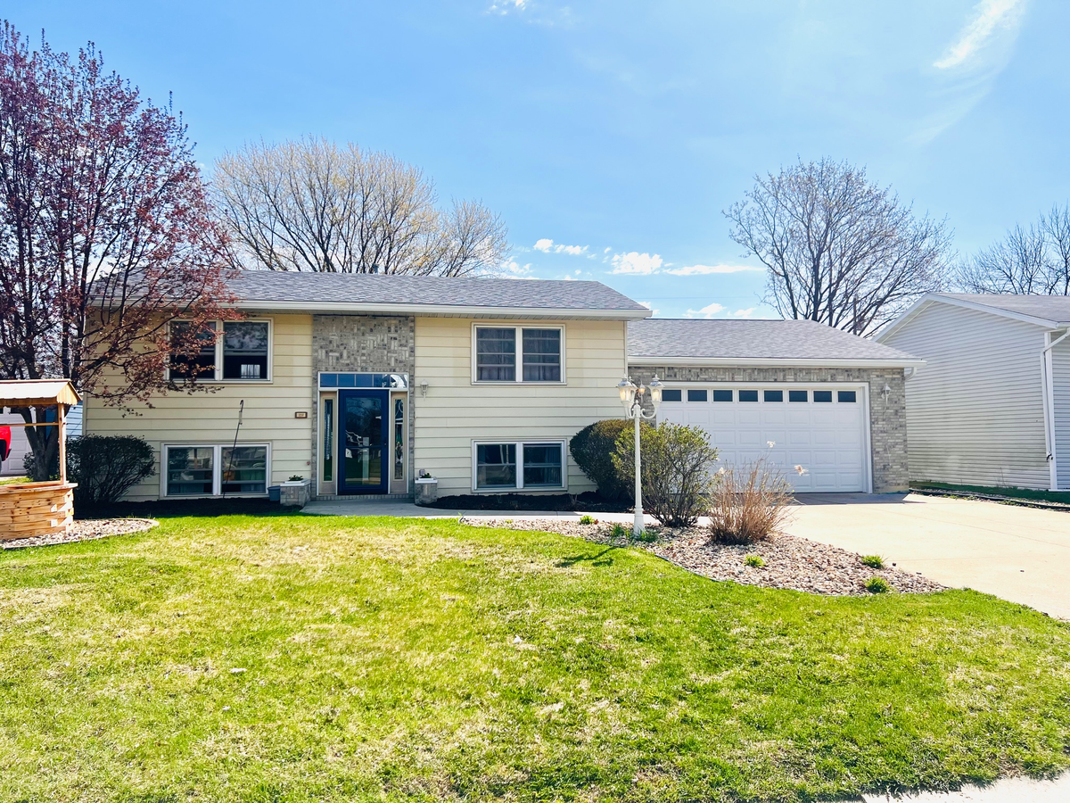 218 5th Avenue Nw, Byron, MN 55920 - #1