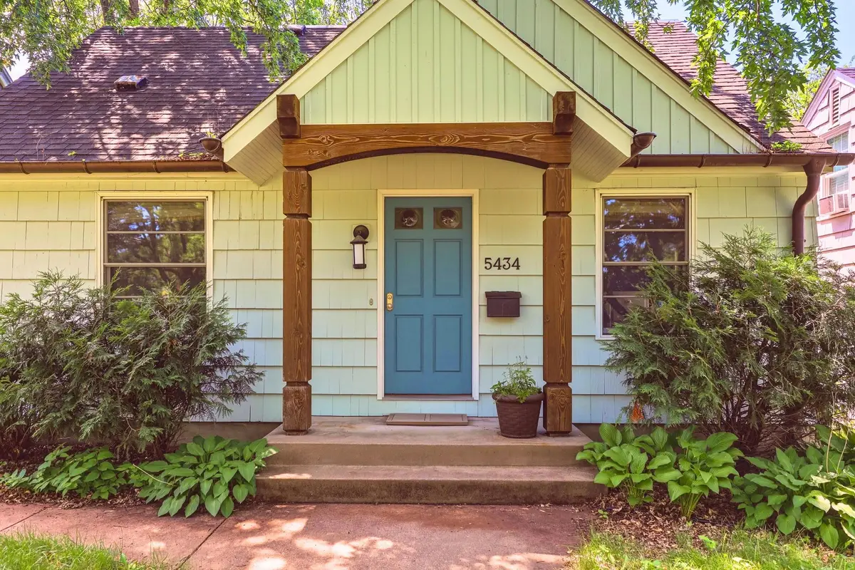 5434 Vincent Avenue S, Minneapolis, MN 55410 - #1