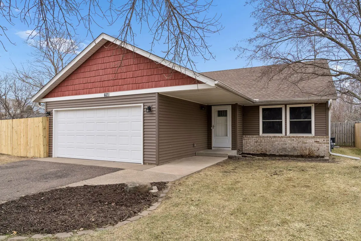 601 Cedar Street Sw, Isanti, MN 55040 - #1