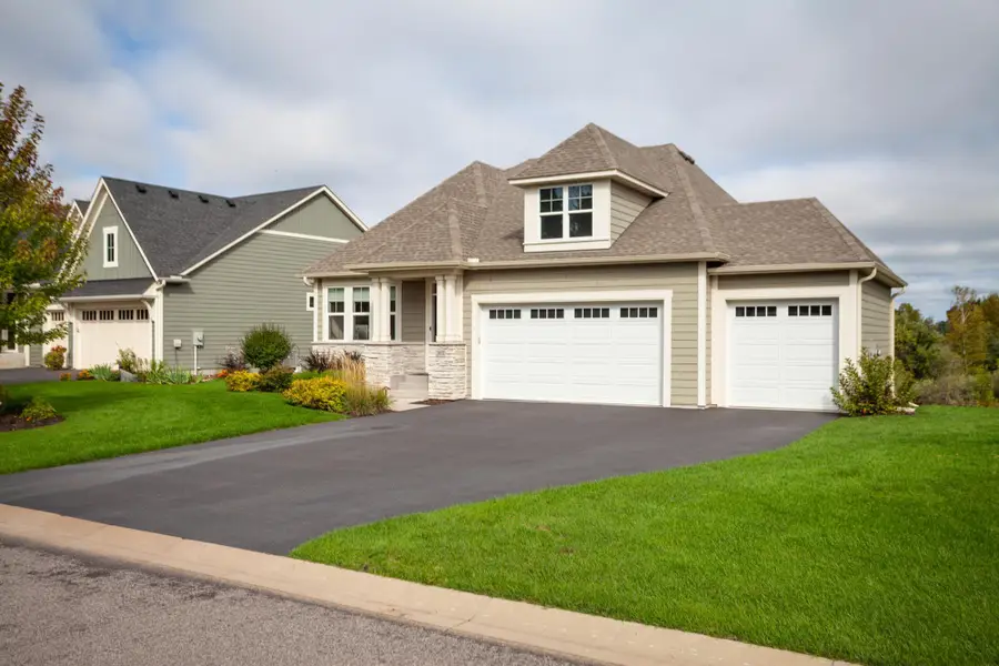 1075 Mehegan Lane, White Bear, MN 55127 - #2
