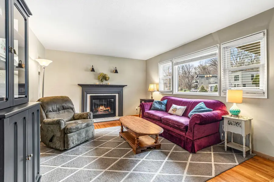 1812 Sunny Slope Lane, Saint Paul, MN 55116 - #3