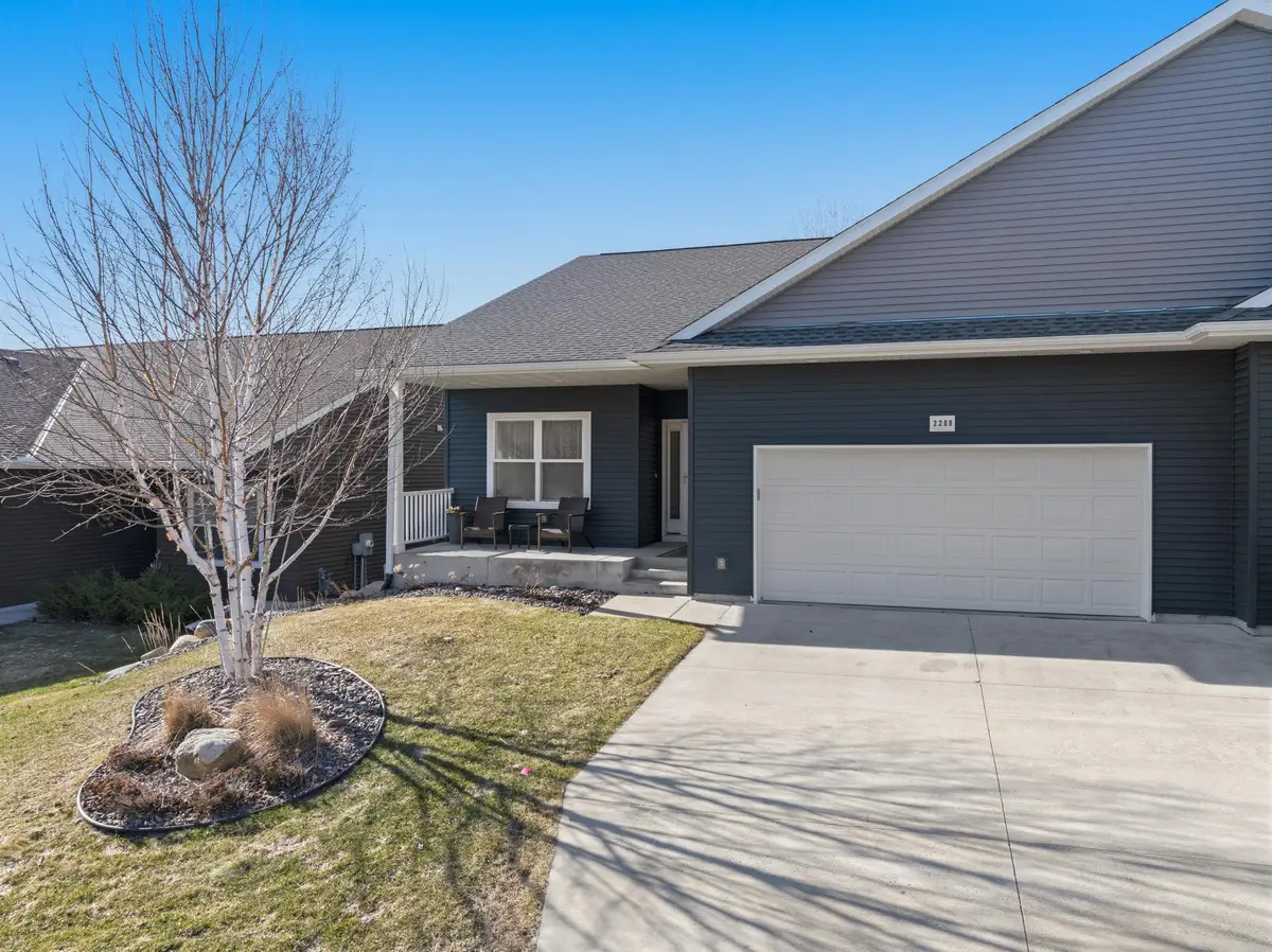 2209 Greenfield Drive W, Northfield, MN 55057 - #1