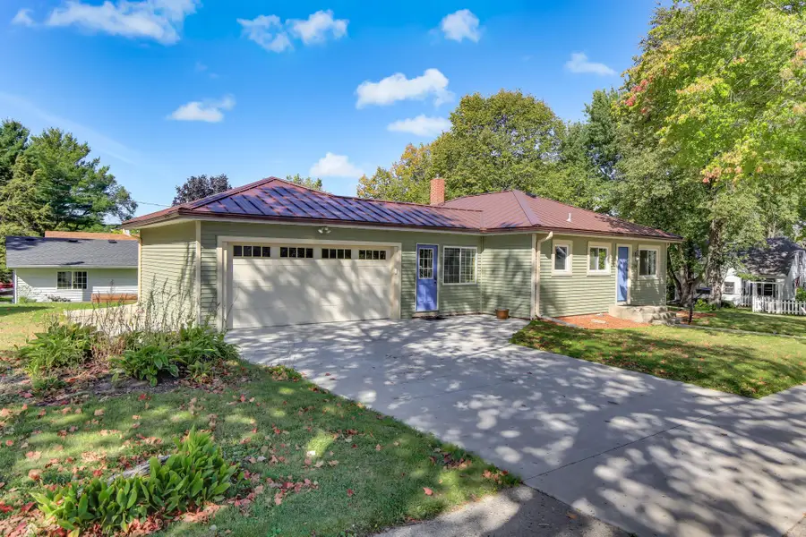 228 5th Avenue Ne, Faribault, MN 55021 - #3