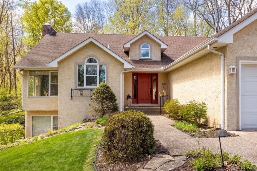 1360 Parkview Drive, Chaska, MN 55318 - #2